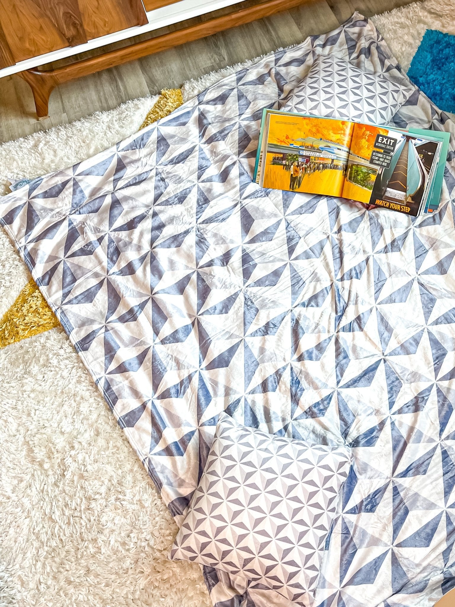 Spaceship Throw Blanket | Park Candy